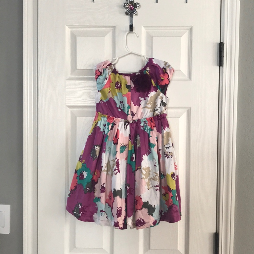 Girls dress! Pops of color!